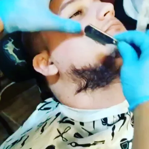 Acabamento de barba mostrado na miniatura de um Reel da Al Capone
